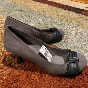 Women’s gray and black heels